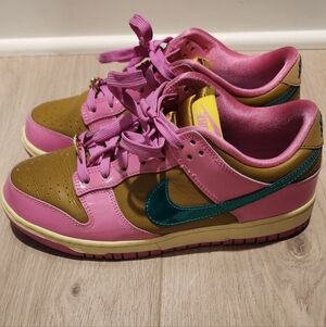 Nike Dunk Low QSParris Goebel (Women's)